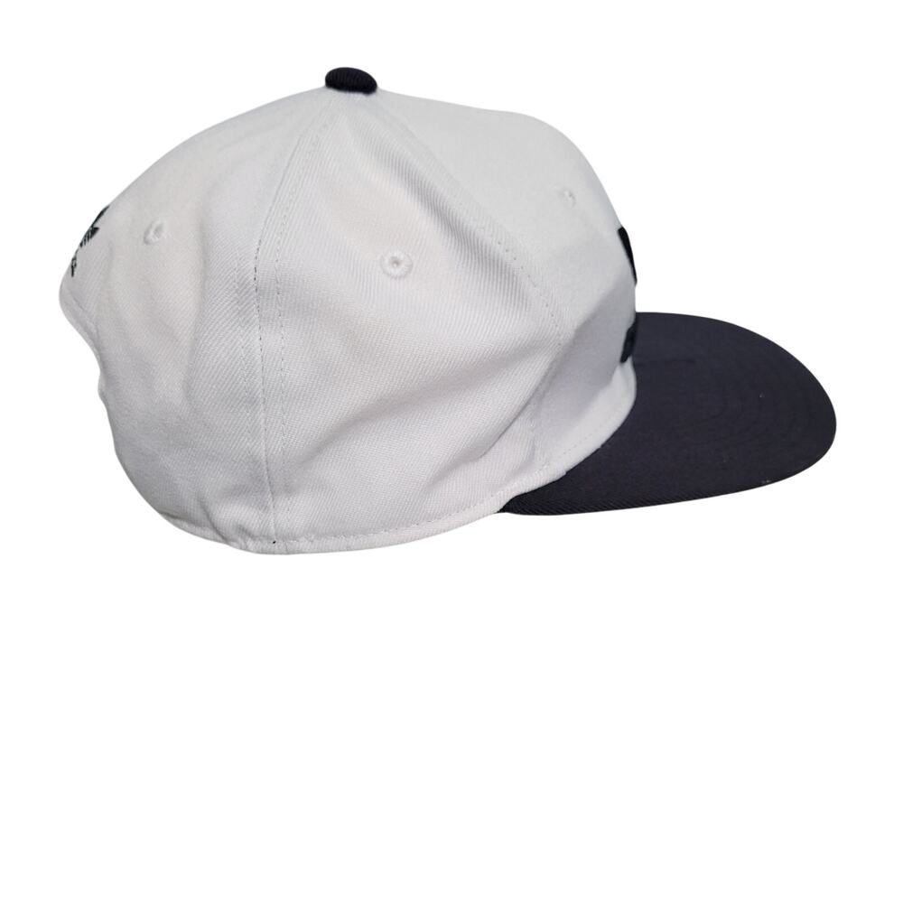 Adidas Black & White Snapback Baseball Cap 82625-2M11 - Picture 2 of 6